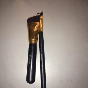 Contour brushes
